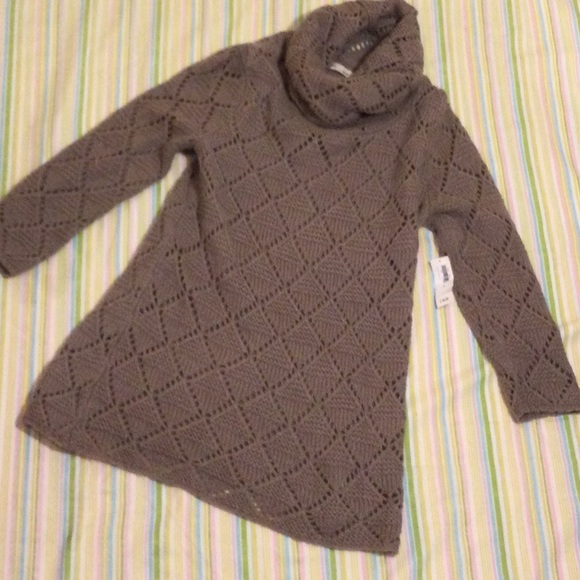 Beautiful knit Sweater By Old Navy - Picture 11 of 11